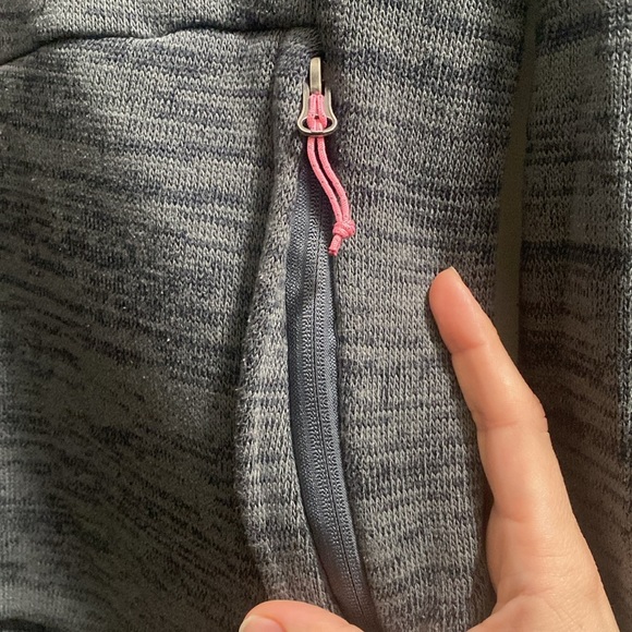 Avalanche hooded sweatshirt - Picture 4 of 12